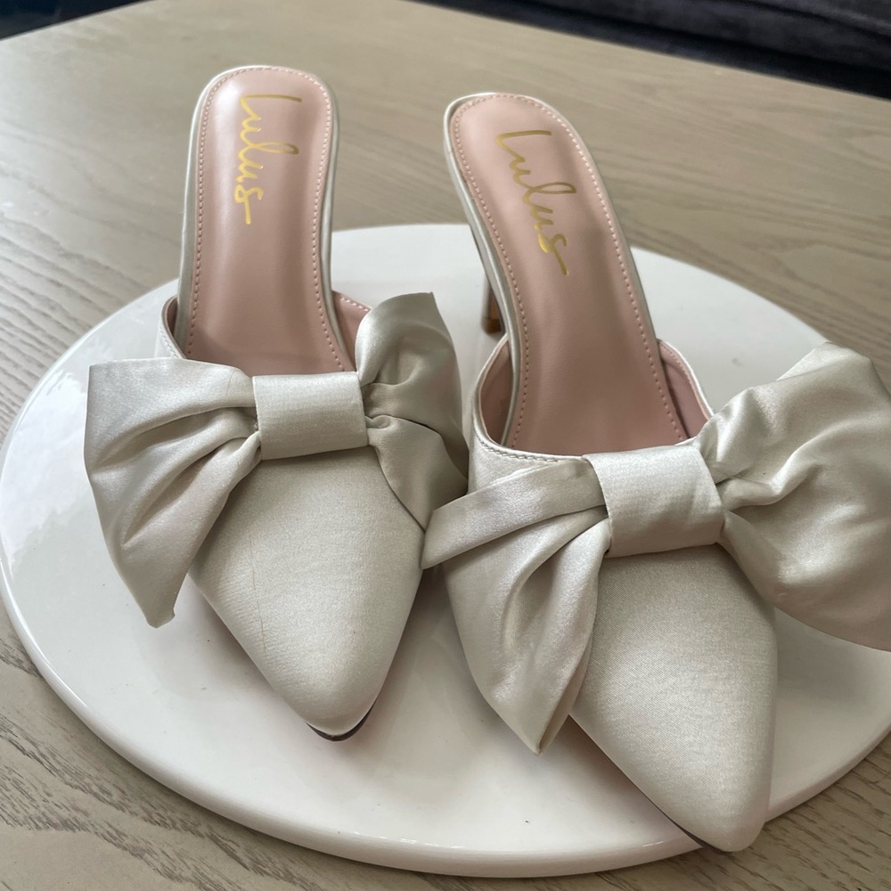 Lulu's Elegant Cream Satin Bow Heels